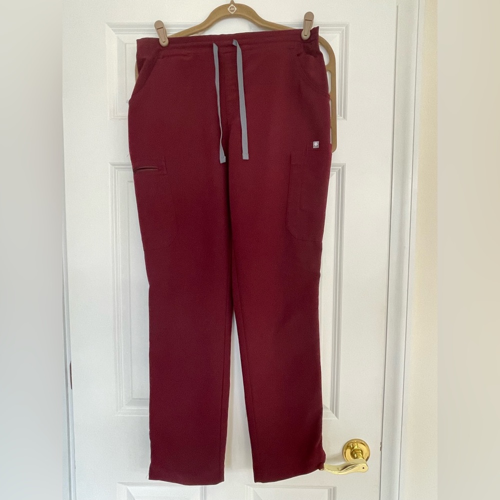 Figs scrub pants. Medium (29” Inseam). Burgundy.